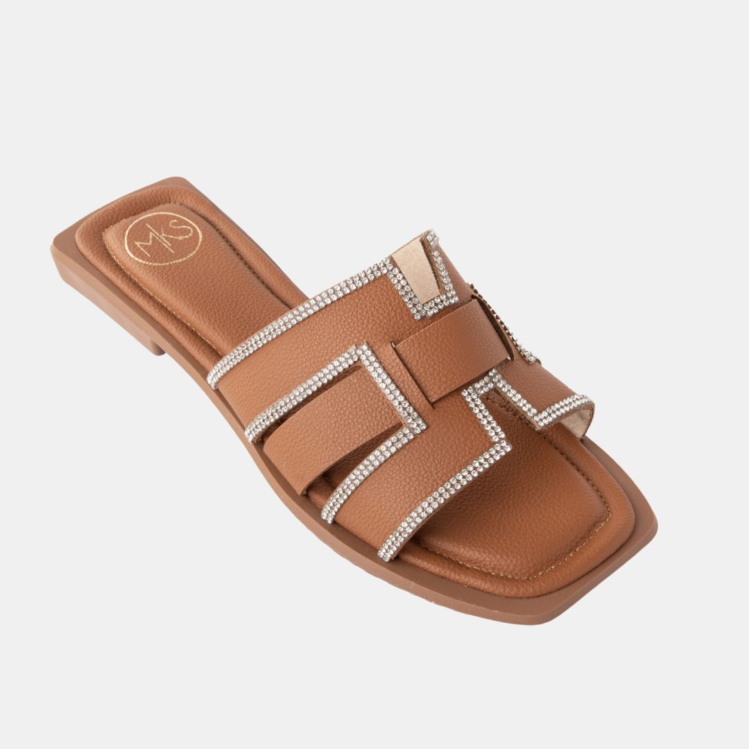 Bobbie 8 Weaver Flat Sandal