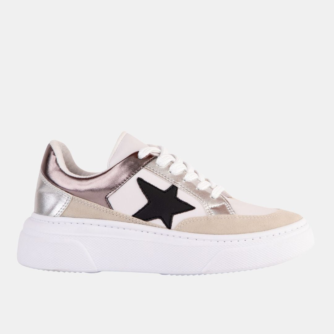 Aria 12 Super Star Sneakers